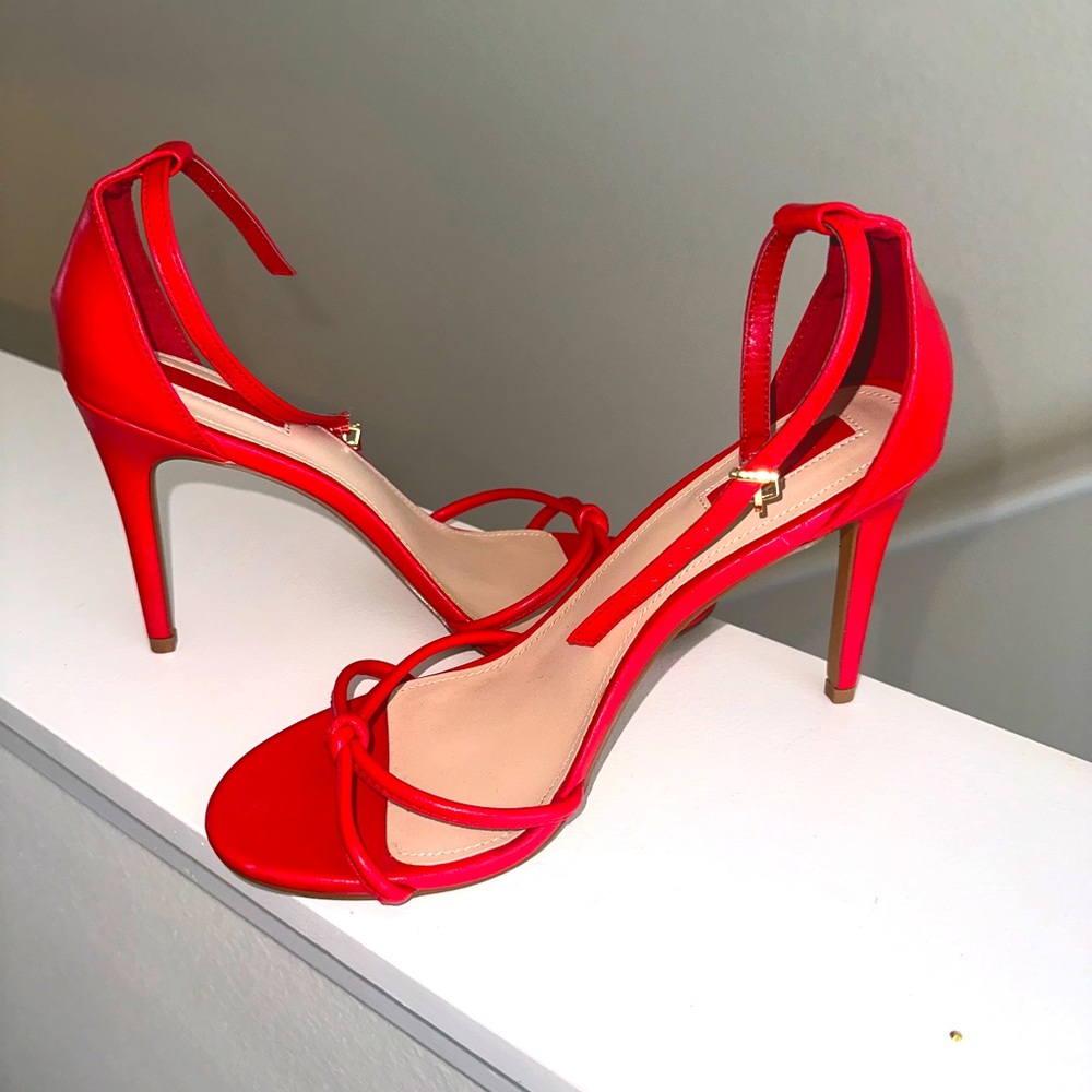 Women’s Forever 21 Red Open Toe 3 1/2 inch heel shoe